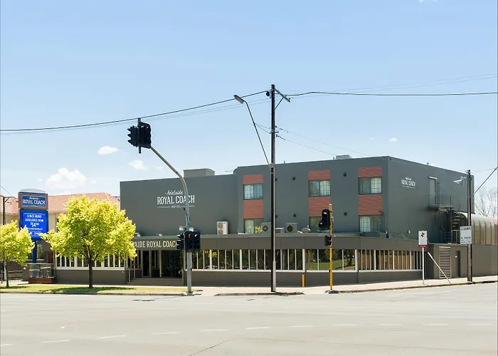 Adelaide Royal Coach Hotel